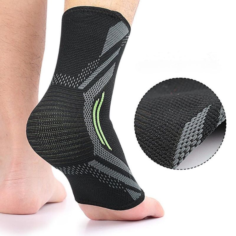 Køb ankelstøtte Small i lækker elastisk stof. Se flere tilbud på støttebind på Maxis.dk